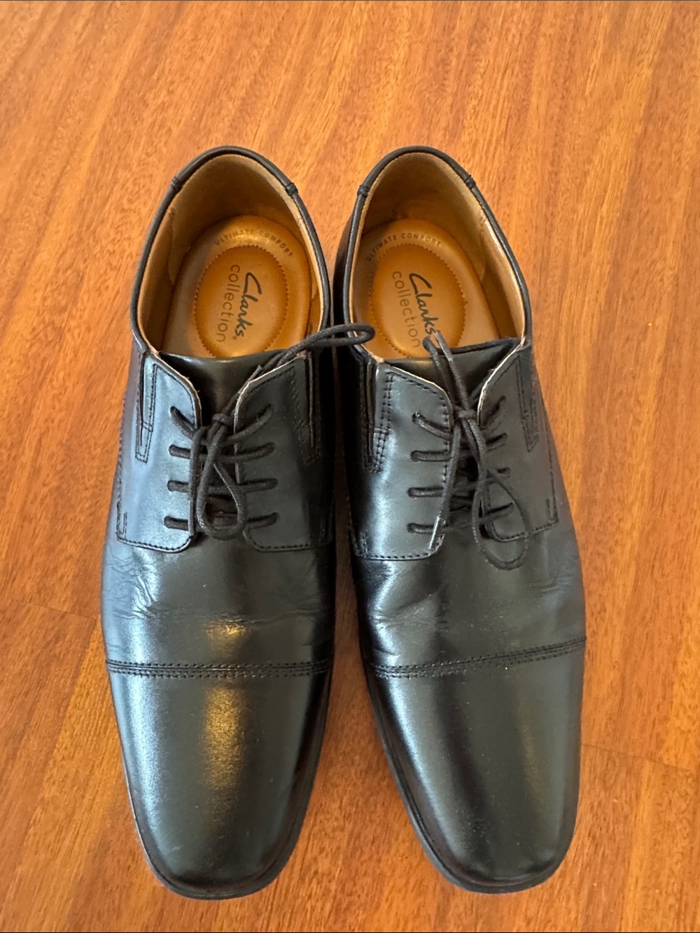 Clarks Black Leather Lace-Up Oxfords